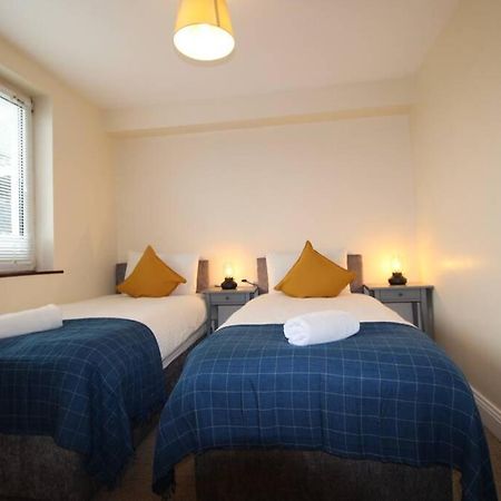 Large 3 Bed, Galway City Centre Apartment Exterior foto