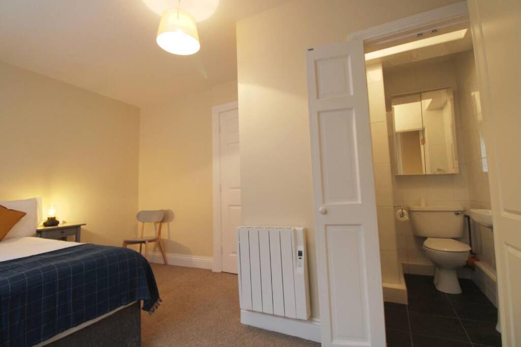 Large 3 Bed, Galway City Centre Apartment Exterior foto
