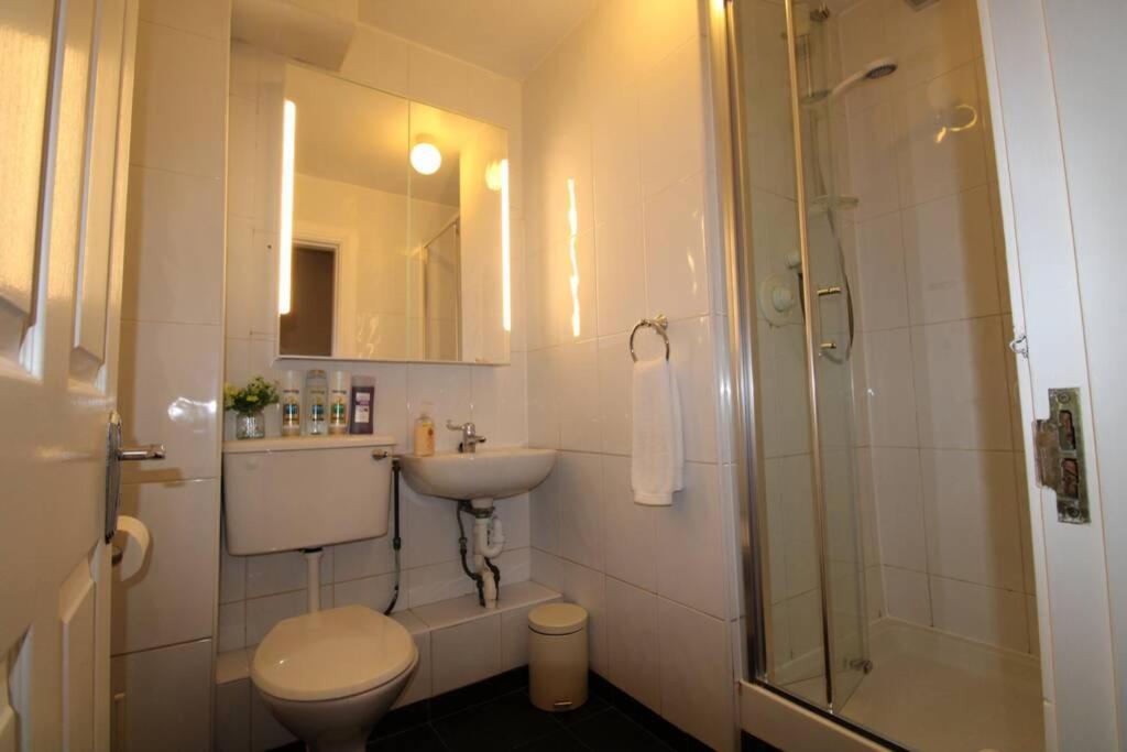 Large 3 Bed, Galway City Centre Apartment Exterior foto