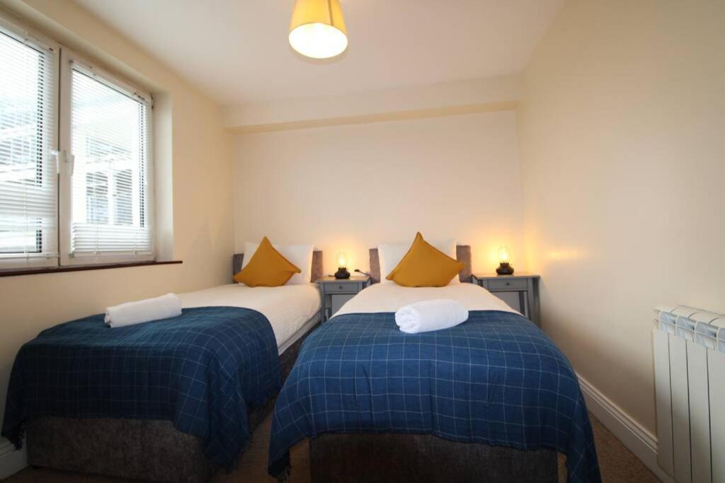 Large 3 Bed, Galway City Centre Apartment Exterior foto
